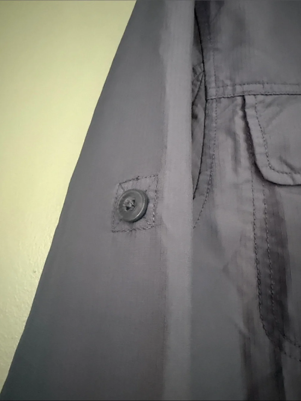 Duluth Trading Co Slate Blue Long Sleeve Button Up Shirt